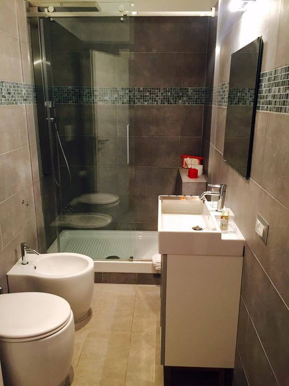 Casa Vacanza Colosseo Рим Номер фото